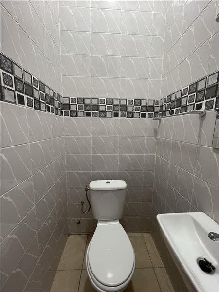 Villa 2 chambres à louer à Baguida – 250 000 FCFA