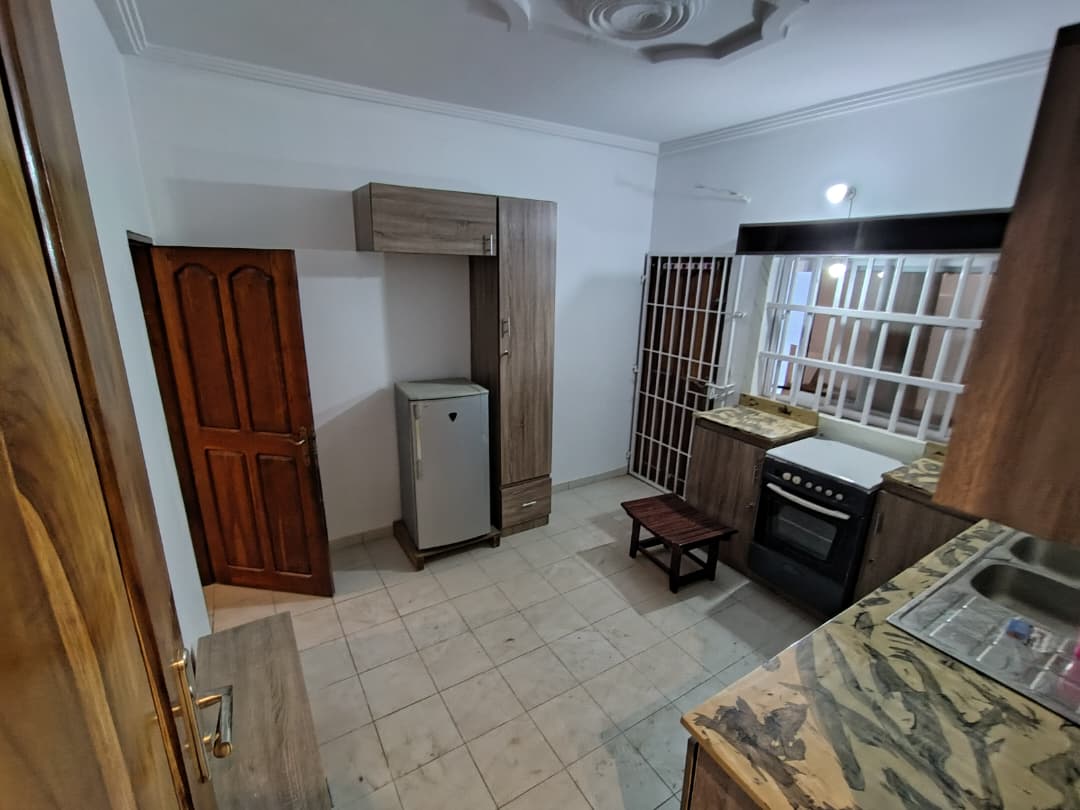 Villa basse 4 chambres en location à Adidogomé derrière Cité Mokpokpo – 300 000 FCFA