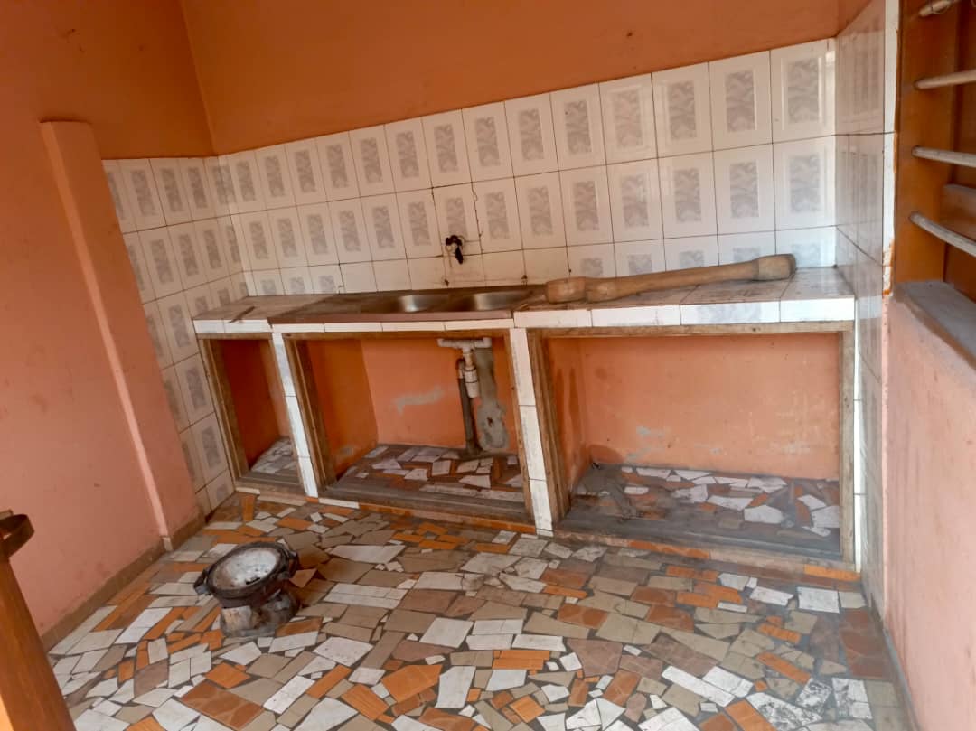 Villa 2 chambres en vente en bord du goudron à Agoé Assiyéyé – 35 000 000 FCFA