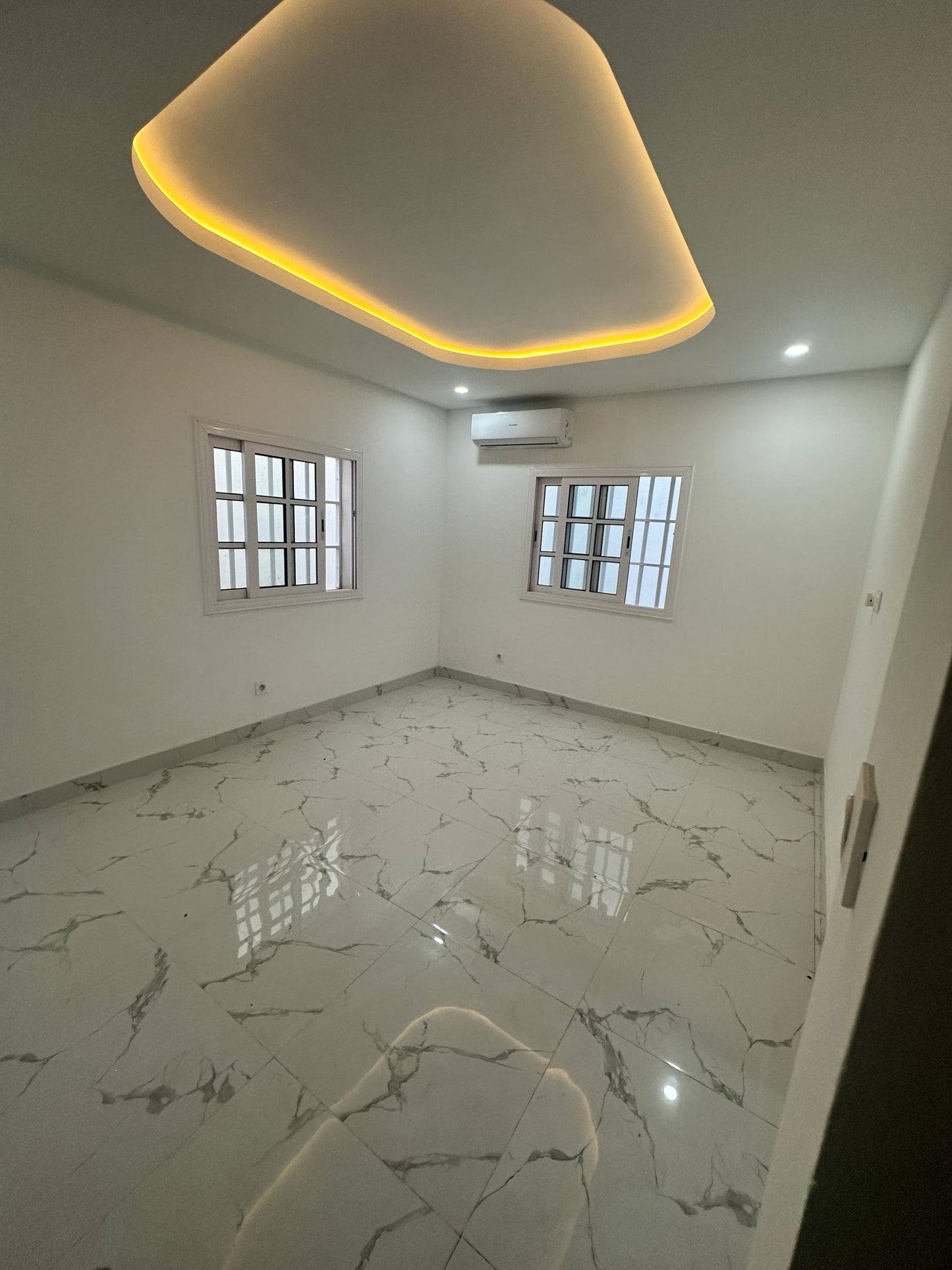 Appartement haut standing 2 chambres salon à louer à Attiégou Aéroport – à partir de 250000 FCFA