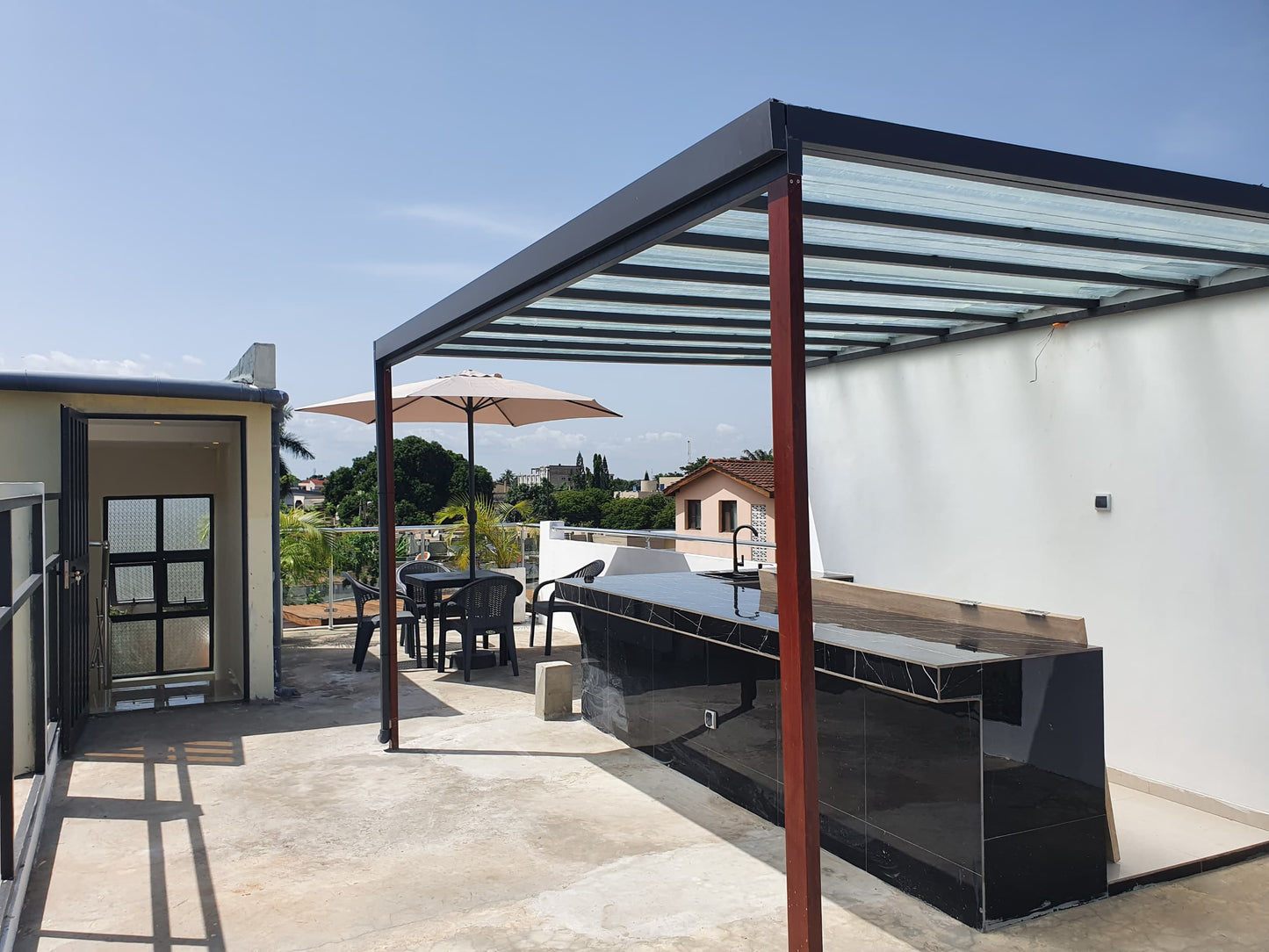 Villa meublée à louer à Tokoin Soted – 500000 FCFA