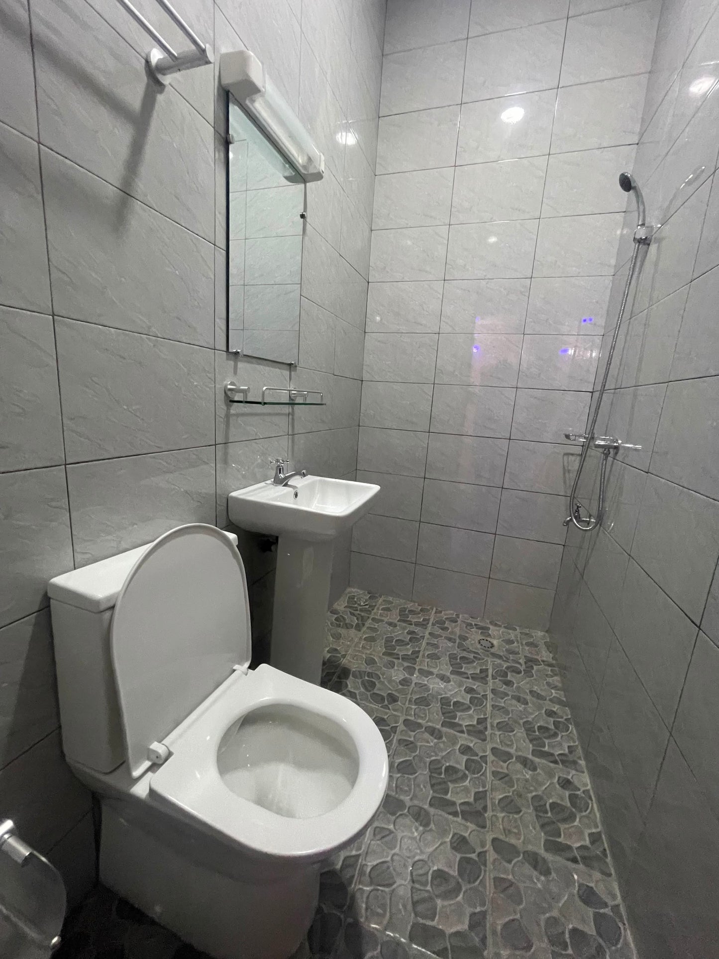 Appartement 3 chambres en location meublée à Agoè Sogbossito – à partir de 30.000 FCFA