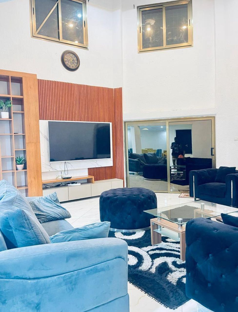 Villa duplex 5 chambres à louer à Tokoin-Nukafu, proche de l'Aéroport – 500 000 FCFA