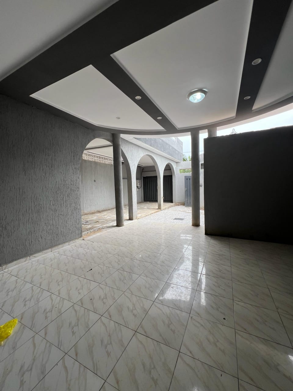 Maison 4 chambres à louer à Adidogomé Amadahomé – 220000 FCFA
