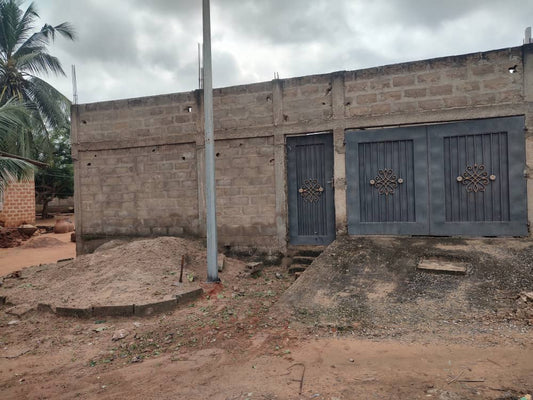 Villa 2 chambres en vente à Attilamonou église catholique – 18 millions FCFA