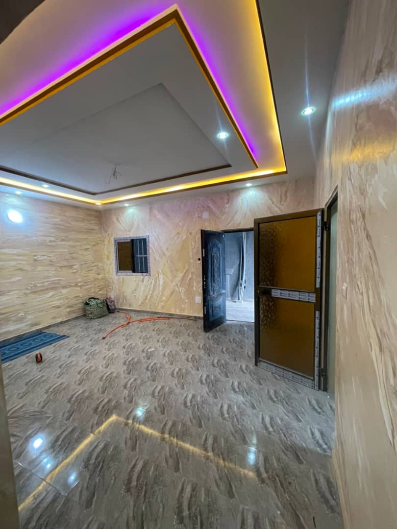 Appartement 2 chambres à louer à Agoè Plateau – 90000 FCFA