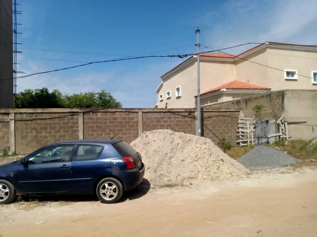 Terrain 1 lot à vendre proche du goudron à Baguida – 50 millions FCFA