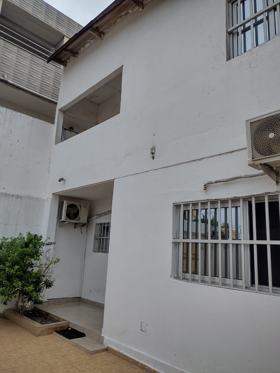 Villa duplex 5 chambres en vente à Adidoadin – 48 millions FCFA