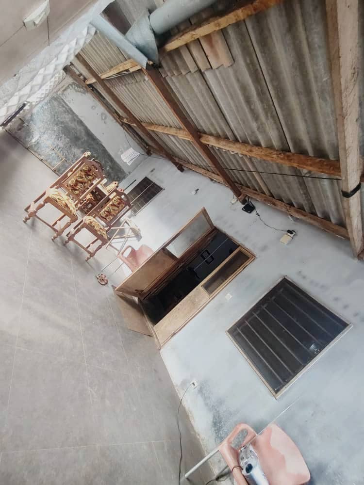 Maison en vente sur demi lot à Adidogomé Lankouvi – 25 millions FCFA