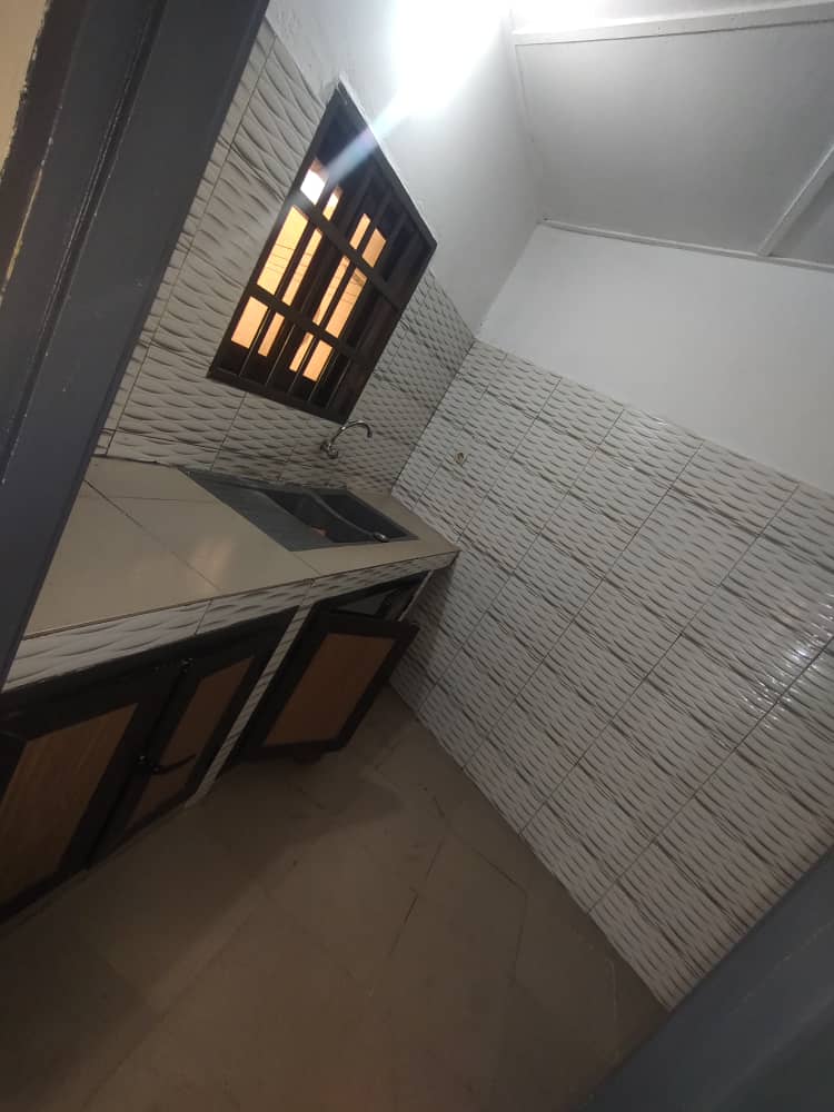 Mini villa 1 chambre en location à Sagbado Derrière La Pharmacie Azur – 70 000 FCFA