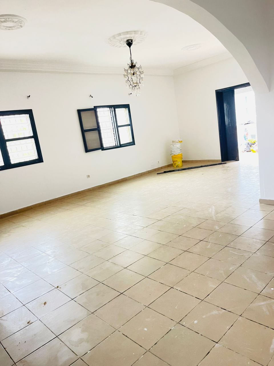 Appartement 3 chambres salon à louer à Adidogomé Aménopé – 80 000 FCFA