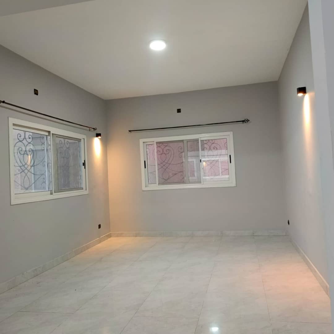 Villa 5 chambres en vente à Agoè Cacavéli – 100 millions FCFA