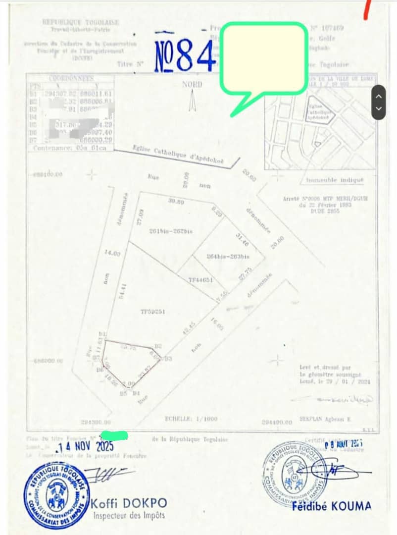 Terrain en vente en angle de rue à Adidogomé IPG – 13 millions FCFA
