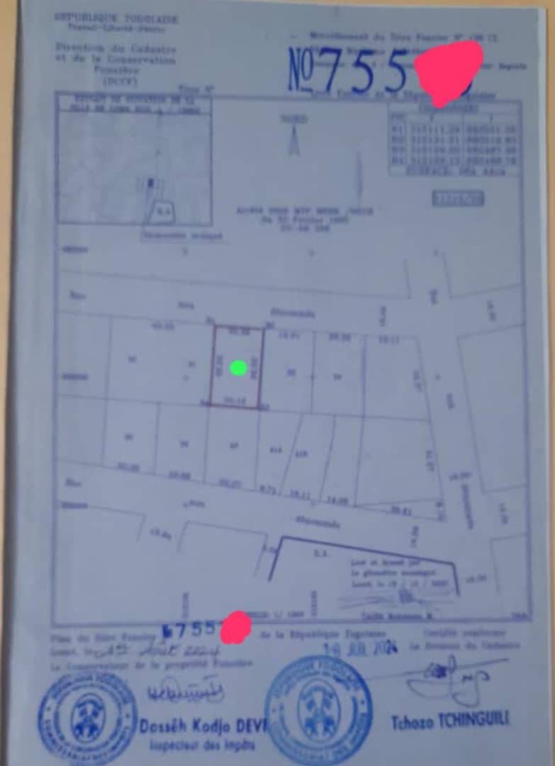 Terrain 1 lot clôturé à vendre à Baguida – 30 millions FCFA