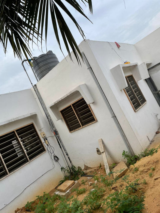 Villa 2 chambres en vente en bordure de goudron à Agbodrafo – 25 000 000 FCFA