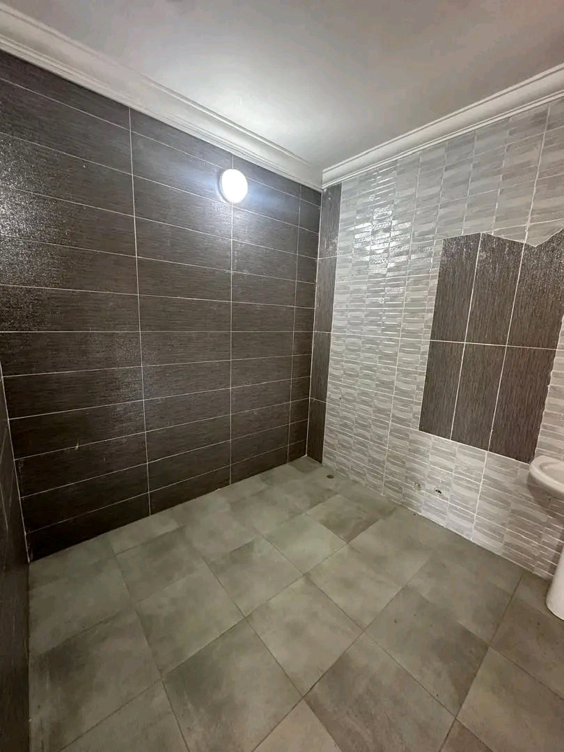 Villa 4 chambres à louer à Baguida monument plage – 400000 FCFA