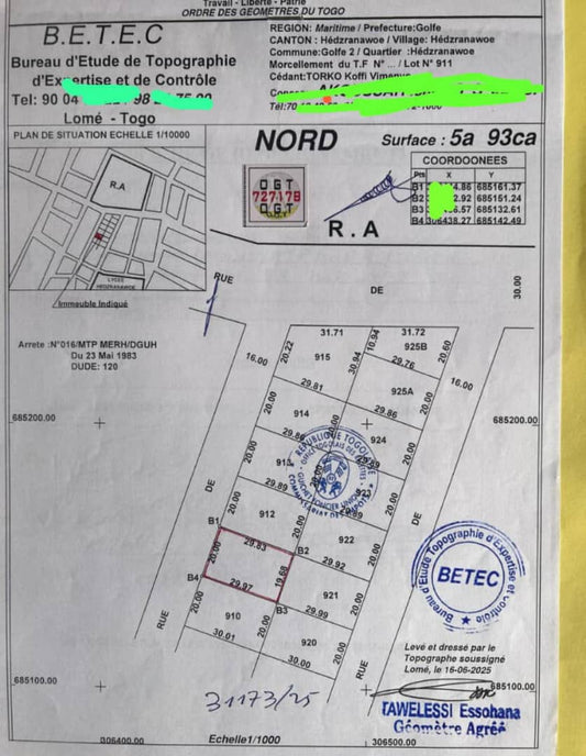 2 lots collés en angle de rues en bordure d'une grande voie de 20m à Adetikopé Dalave - 17 millions FCFA le tout