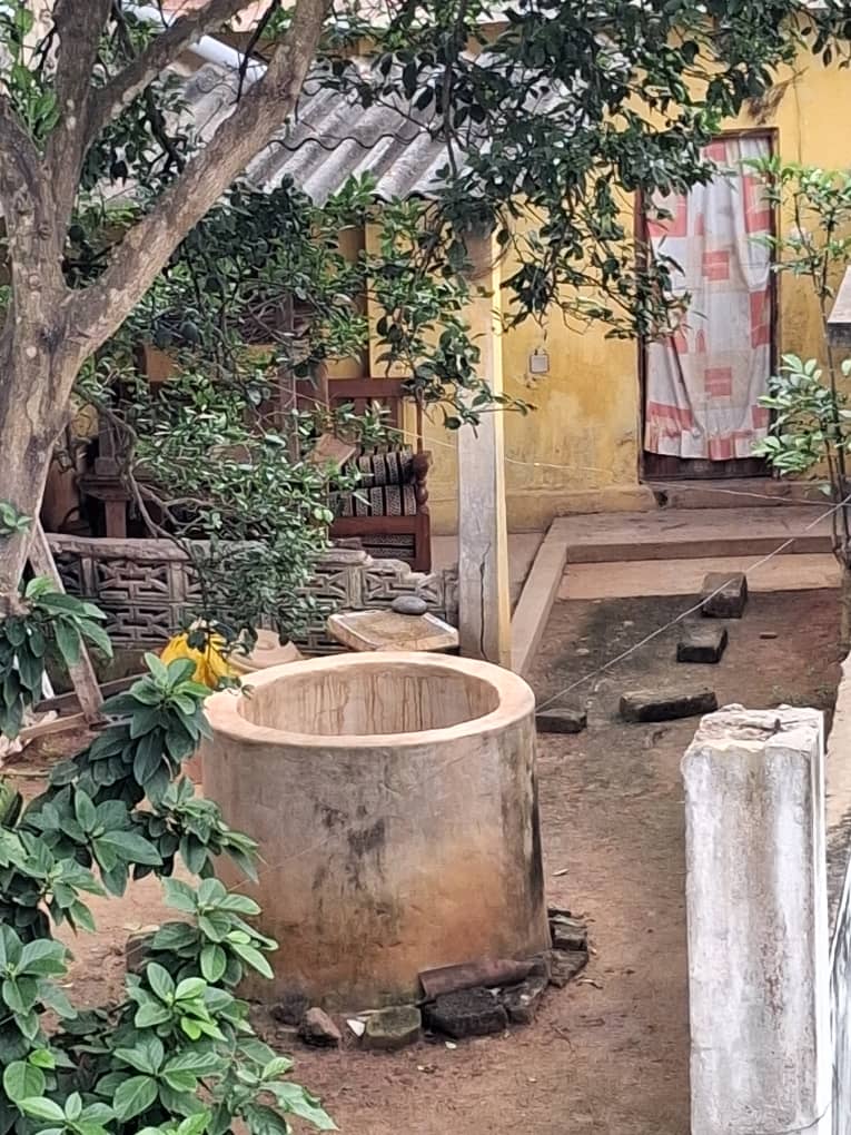 Maison 4 chambres avec garage de 600 m² en vente à Zanguera – 30 000 000 FCFA