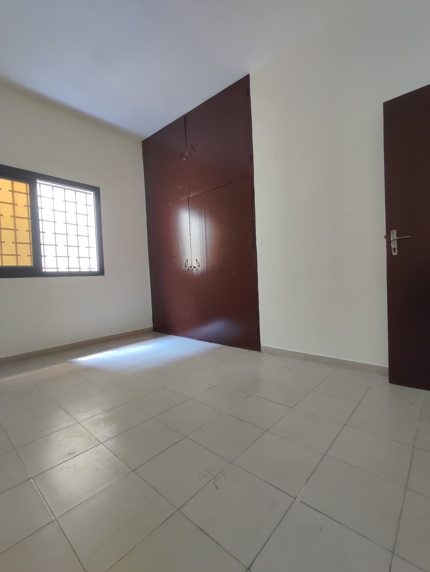 Villa 3 chambres à louer à Tokoin près de l'église Saint Vincent de Paul – 150000 FCFA