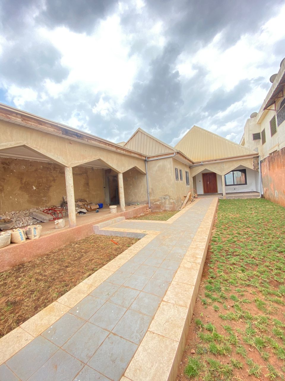 Villa 3 chambres en vente à Kégué station cap – 65 millions FCFA