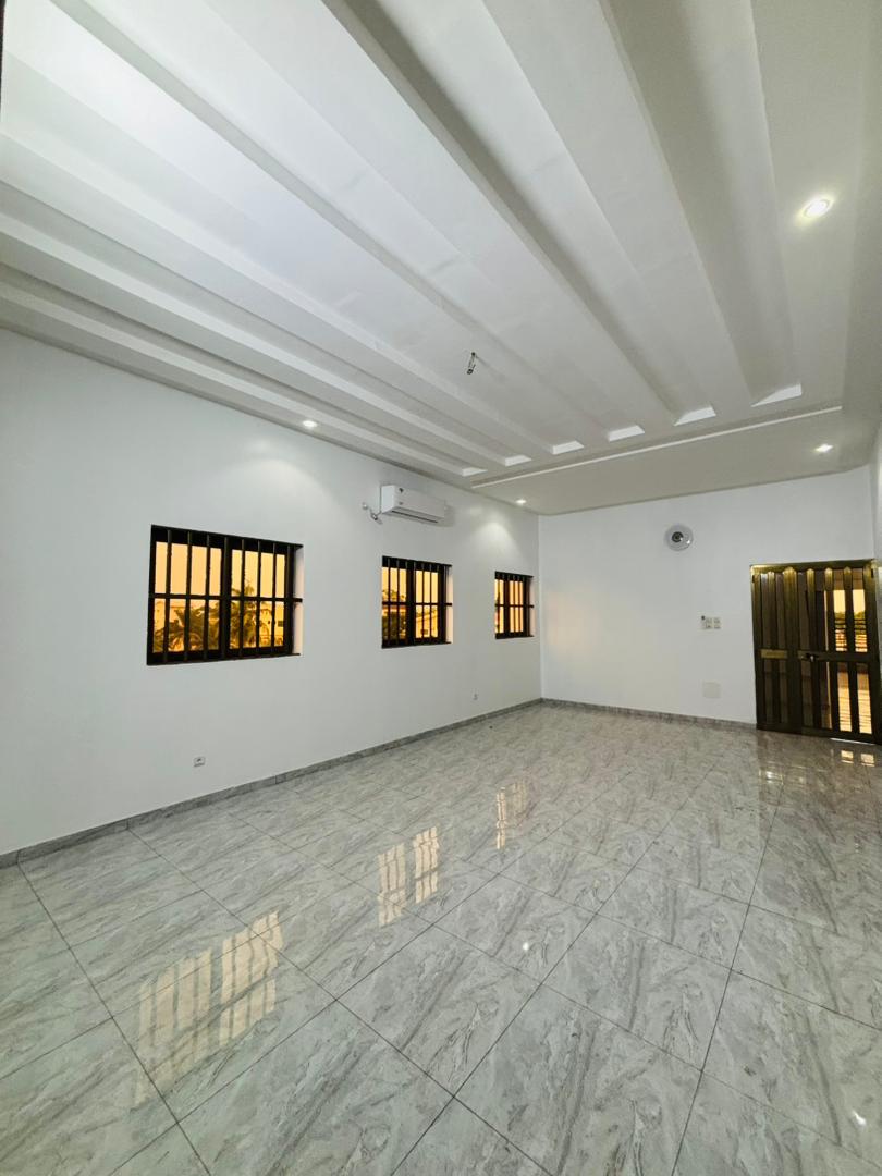 Appartement scindé à louer à Hédzranawoé Hadj Aéroport – 350 000 FCFA/mois
