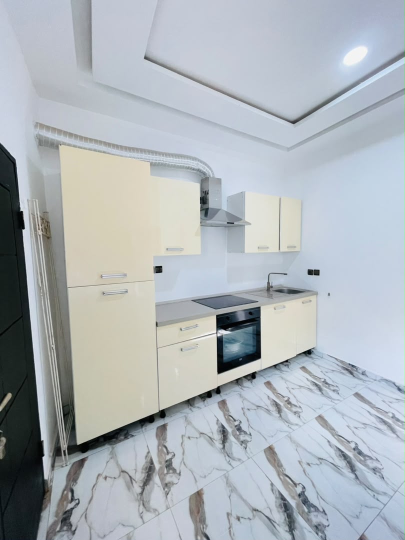 Villa 4 chambres de 150 m² à louer à Carrefour Agoè Coulcatché – 350 mill FCFA